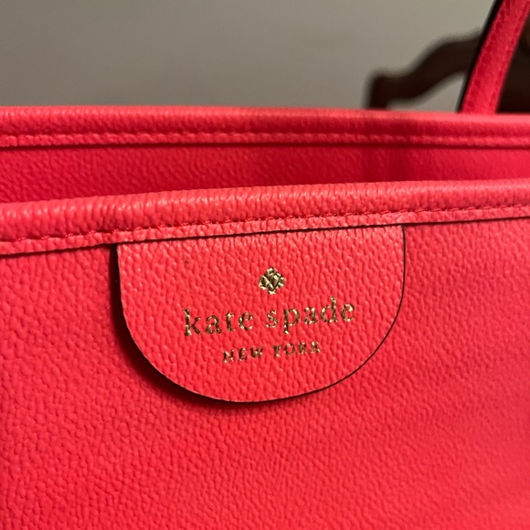 KateSpade Bucket Purse - Picture 3 of 6